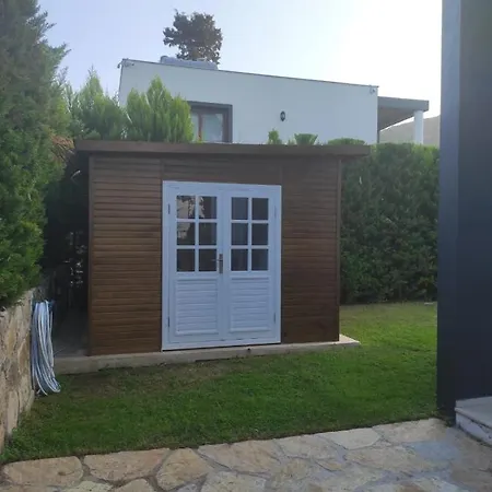 Havuzlu özel Müstakil *