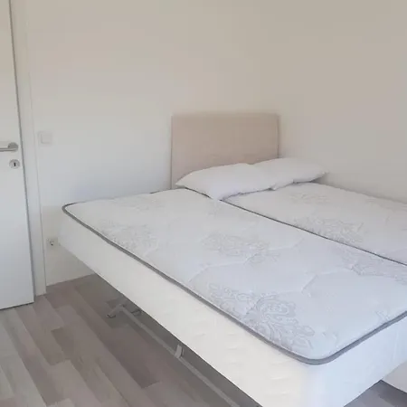 Villa Havuzlu özel Müstakil